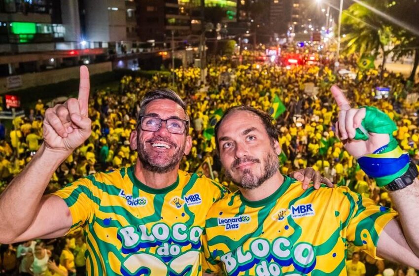 Leonardo Dias agradece a mais de 150 mil pessoas que participaram do Bloco do 22, em Maceió