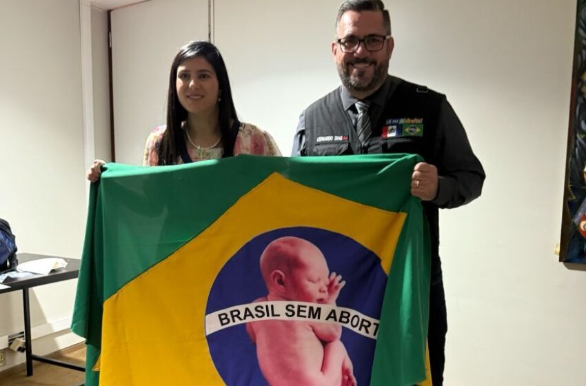 Em Brasília, Leonardo Dias participa da Marcha Nacional Pela Vida e reforça luta contra o aborto: “missão de vida”